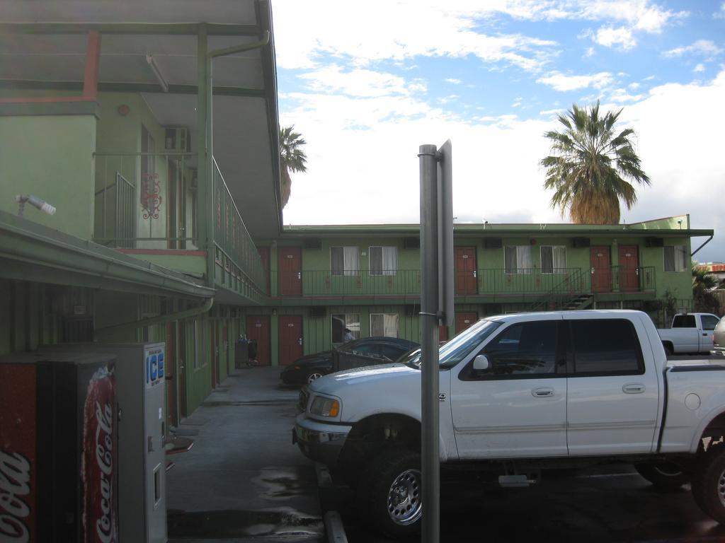 Sunshine Motel San Bernardino Kültér fotó